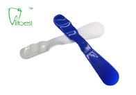 Nettoyage facile de spatule dentaire en plastique jetable colorée