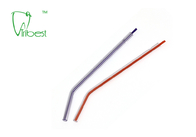 La seringue en nylon de l'eau d'air en métal de PVC de catégorie médicale incline le noyau coloré